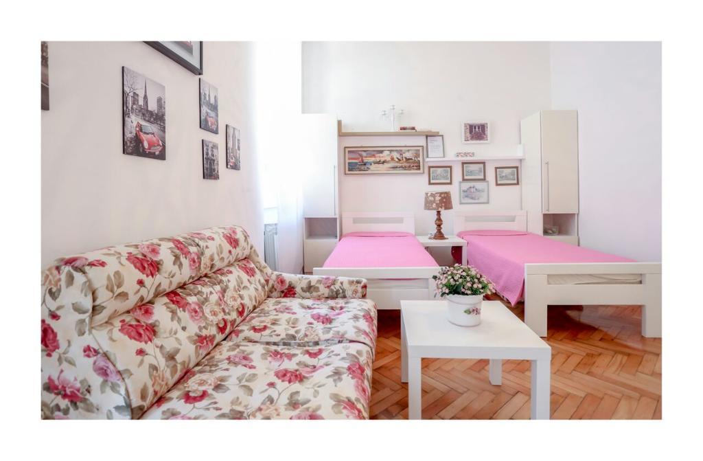 Apartments And Rooms Fonty Сараєво Екстер'єр фото